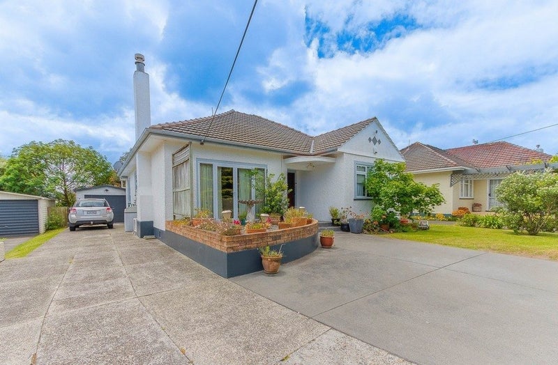 16 Toi Street, Tawhero, Whanganui - Carousel 1