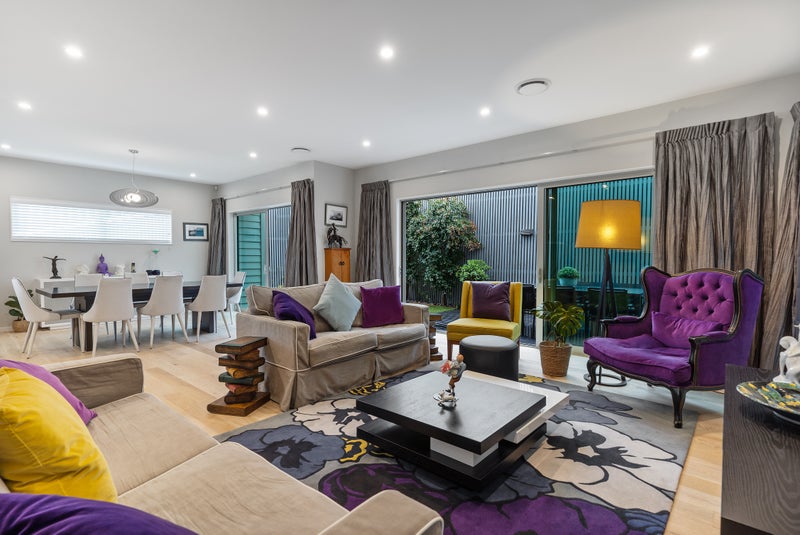 5A Quest Terrace, Mount Roskill, Auckland - Carousel 2