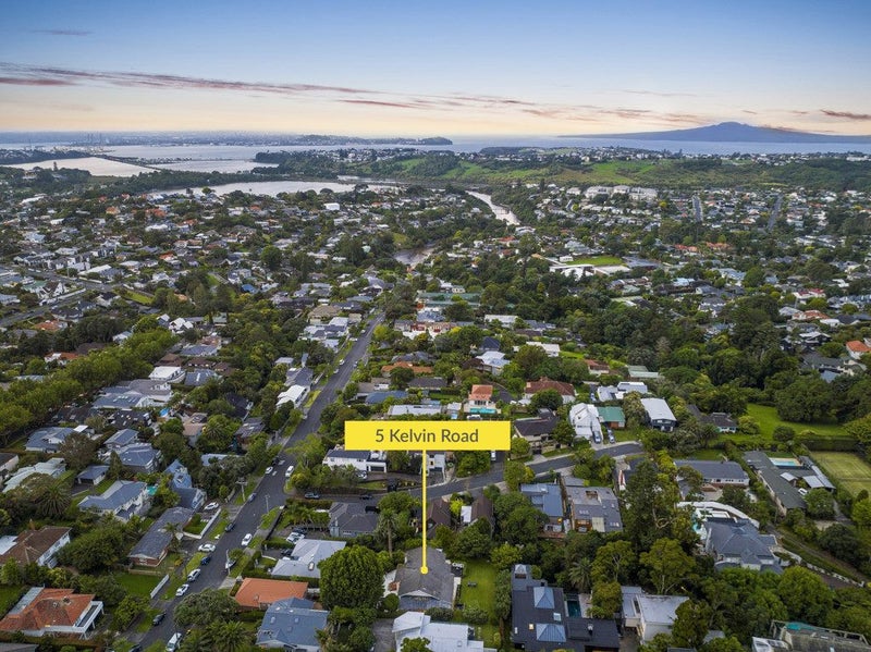 5 Kelvin Road, Remuera, Auckland - Carousel 22