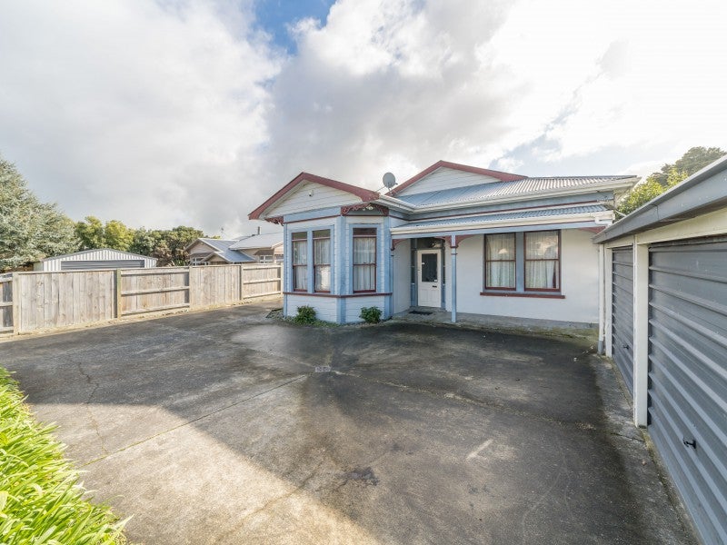 21 Limbrick Street, Terrace End, Palmerston North - Carousel 2