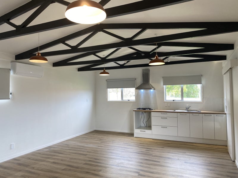 235 Edmonton Road, Te Atatu South, Auckland - Carousel 2