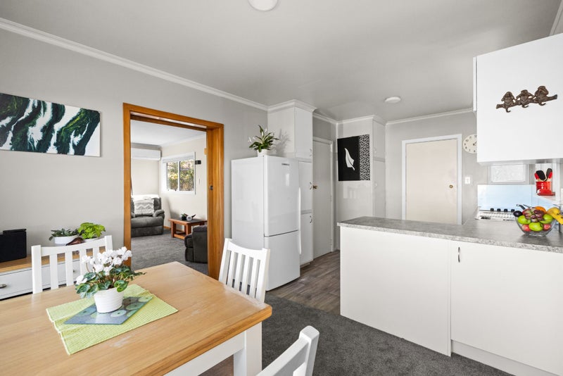 2/46 Bill Hercock Street, PIRIMAI, NAPIER - Carousel 2