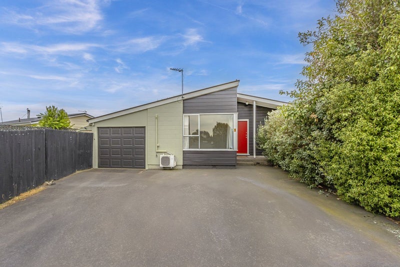 1 Ian Place, Bishopdale, Christchurch - Carousel 2