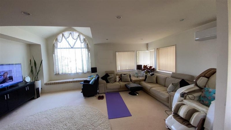 42 Manutara Avenue, Forrest Hill, Auckland - Carousel 2