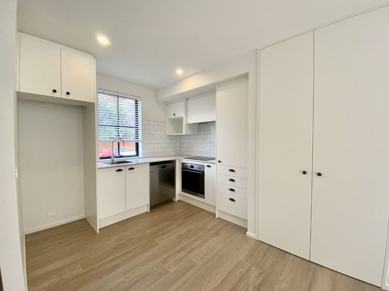 2/25 Bunyan Street, Waltham, Christchurch - Carousel 2