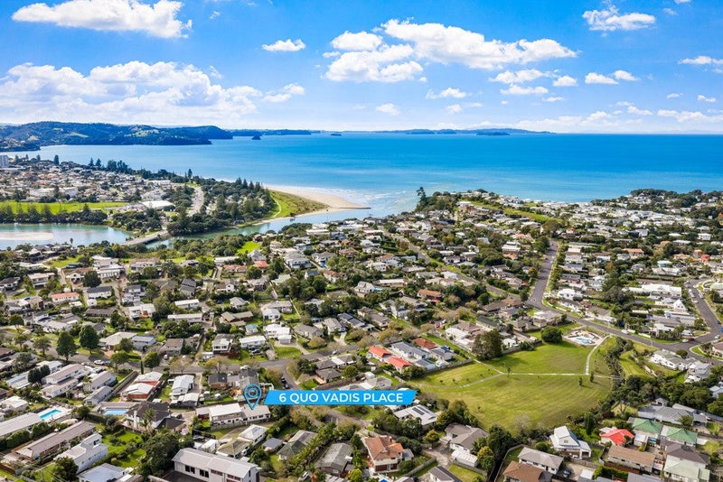 6 Quo Vadis Place, Red Beach, Whangaparāoa - Carousel 2
