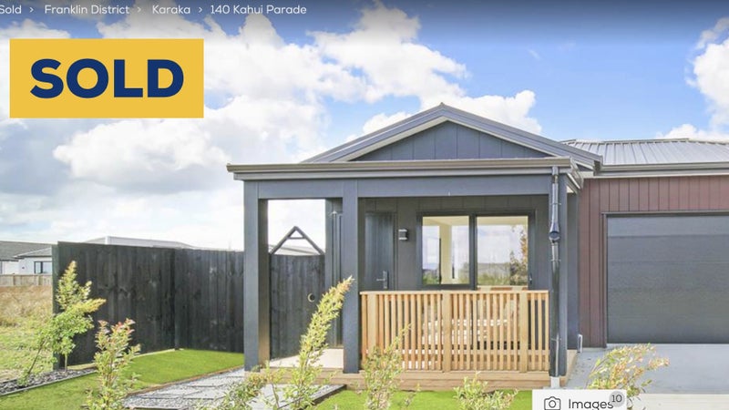 140 Kahui Parade, Karaka, Papakura - Carousel 1