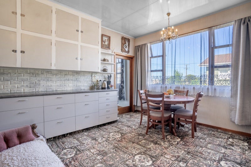 4 Albert Street, Winton, Winton - Carousel 2