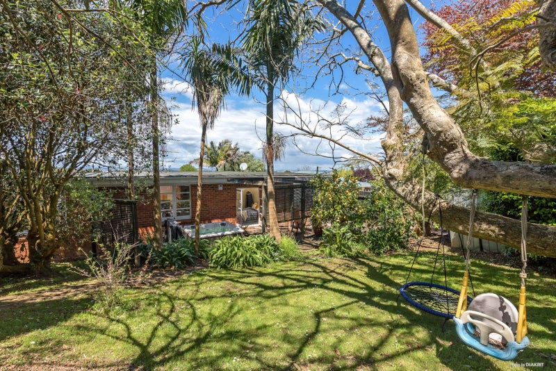 65 Ngatiawa Street, One Tree Hill, Auckland - Carousel 2