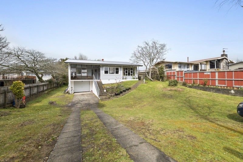73 Celia Street, Stratford - Carousel 2