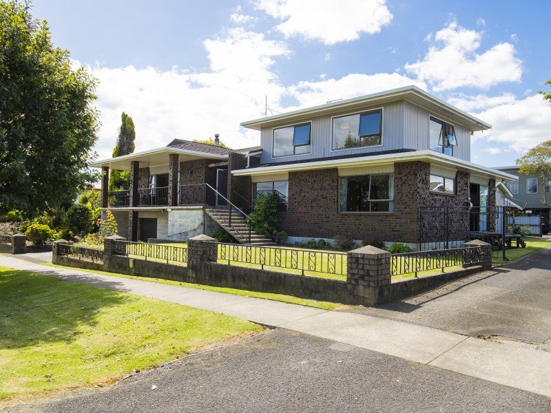 16 Rawiri Street, Kaiti, Gisborne - Carousel 1