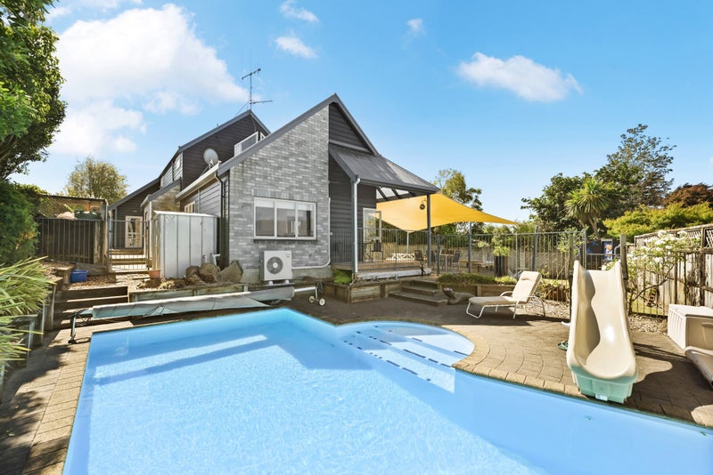 15 Willowfield Place, Pukete, Hamilton - Carousel 2