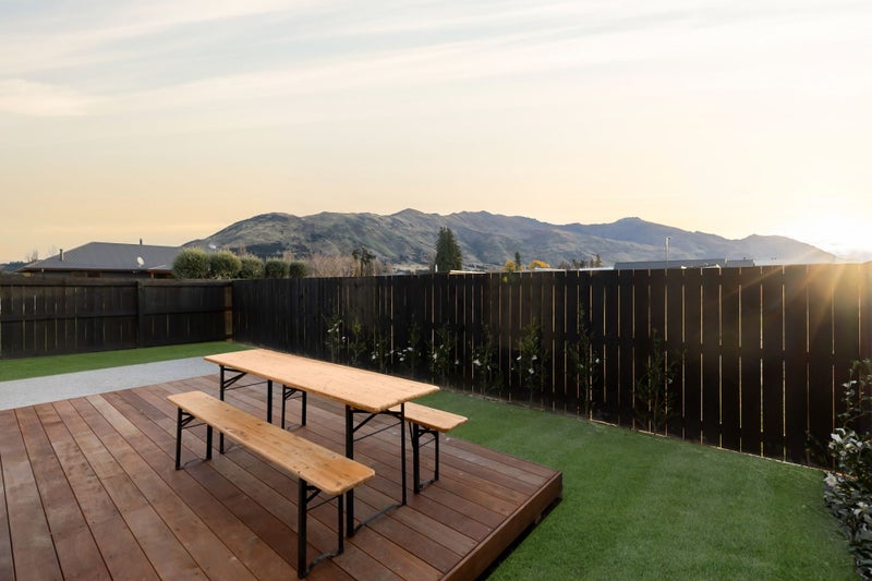 19 Burbank Road, WANAKA - Carousel 16