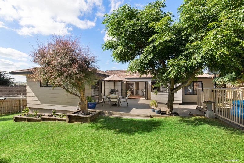 1/56 Sandgate Avenue, Botany Downs, Auckland - Carousel 2