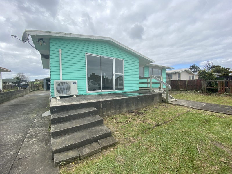 74 Bader Drive, Mangere, Auckland - Carousel 2