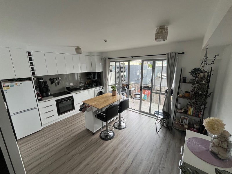 201/10 Flower Street, Eden Terrace, Auckland - Carousel 1