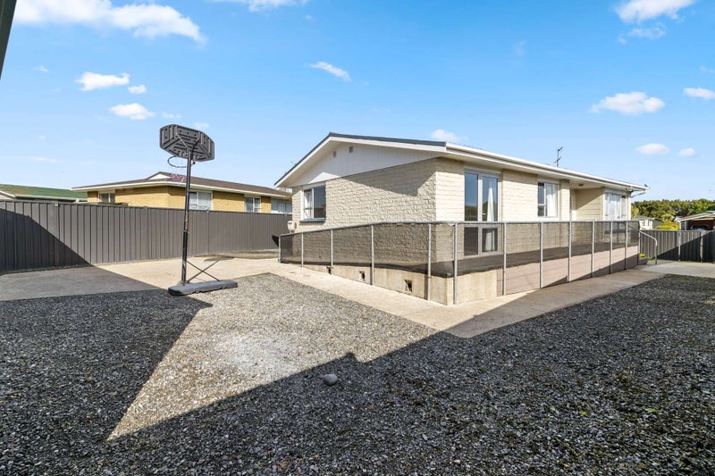 93 Dunbeath Crescent, Kew, Invercargill - Carousel 2