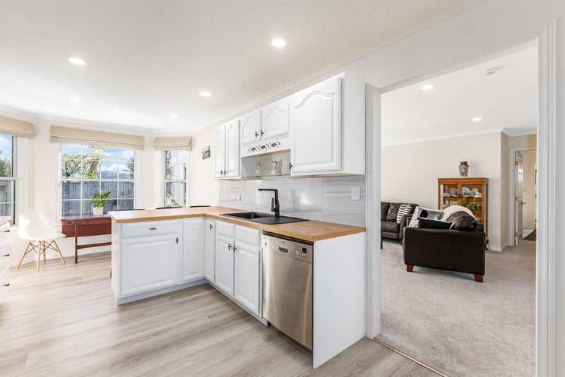 84 Navigation Drive, Whitby, Porirua - Carousel 2