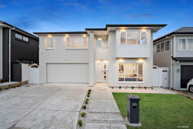 20 Frisken Road, Flat Bush, Auckland - Carousel 1