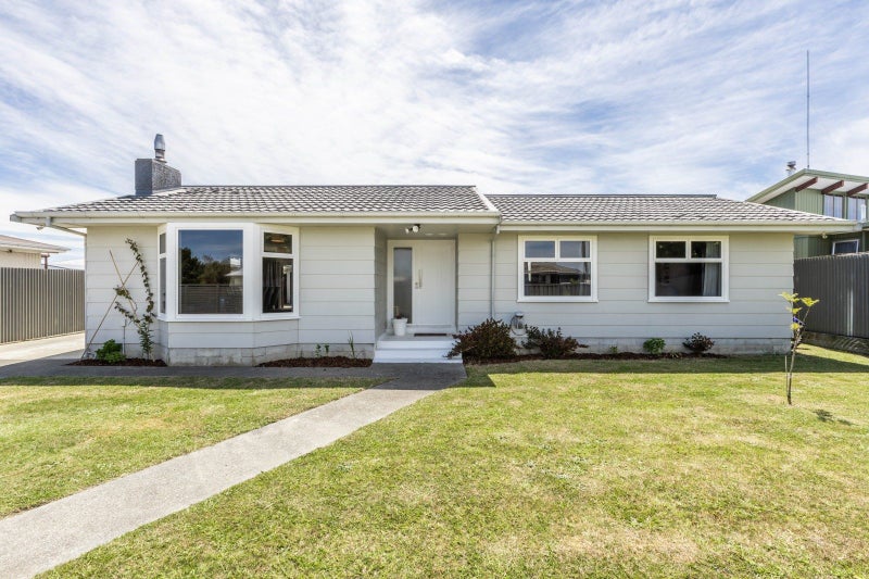 6 York Avenue, Tamatea, Napier - Carousel 21