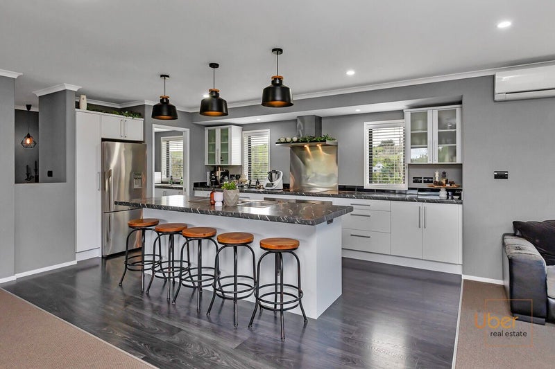 19 Woodland Road, Maungaturoto - Carousel 2