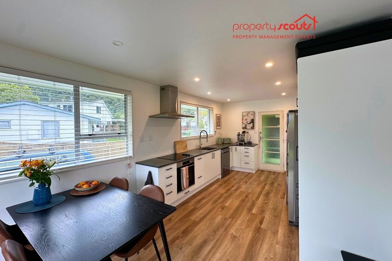 13 Dakota Grove, Totara Park, Upper Hutt - Carousel 1