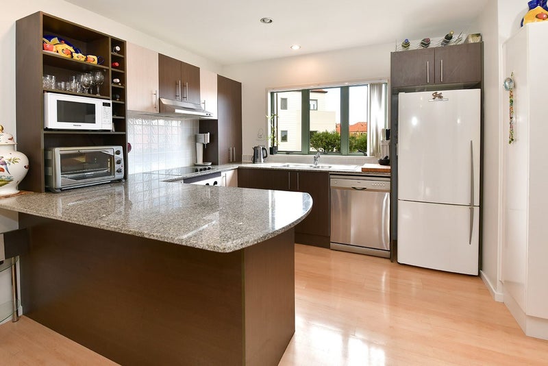 28 Waterside Crescent, Gulf Harbour, Whangaparaoa - Carousel 2