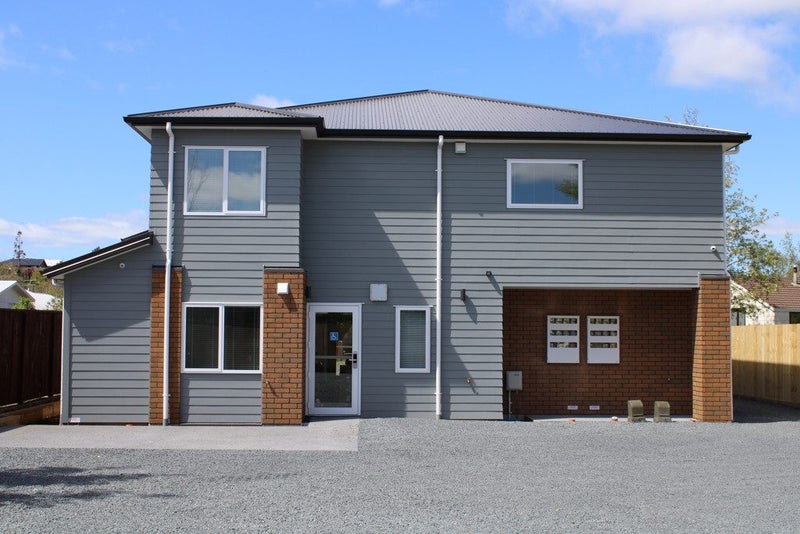 4/13 Crescent Court, Melville, Hamilton - Carousel 1