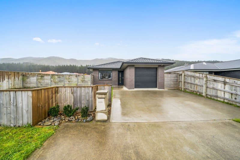 228 Wise Street, Wainuiomata, Lower Hutt - Carousel 2