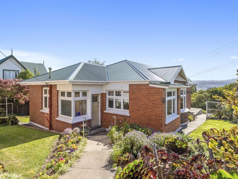 46 Highcliff Road, Andersons Bay, Dunedin - Carousel 1