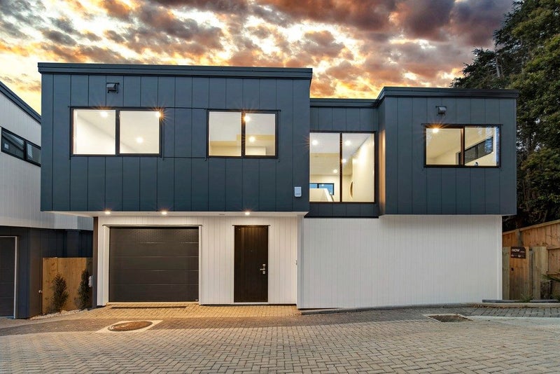 296D East Coast Road, Forrest Hill, Auckland - Carousel 1