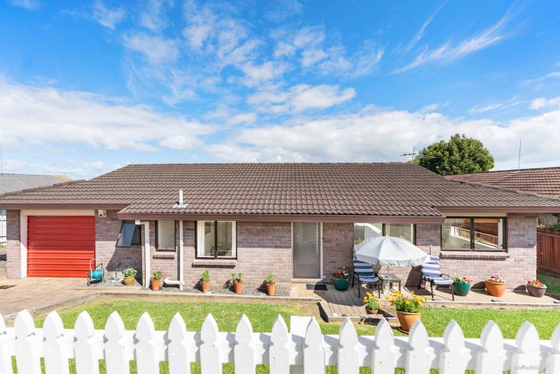 1/67 Aberfeldy Avenue, Highland Park, Auckland - Carousel 2