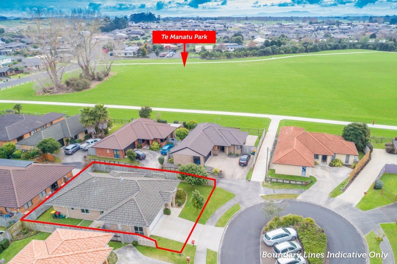 49 Parkside Drive, Huntington, Hamilton - Carousel 2