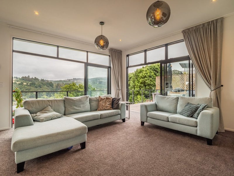 8 Bounty Lane, Belleknowes, Dunedin - Carousel 2