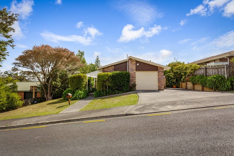 3 Meynell Court, Glen Eden, Auckland - Carousel 1