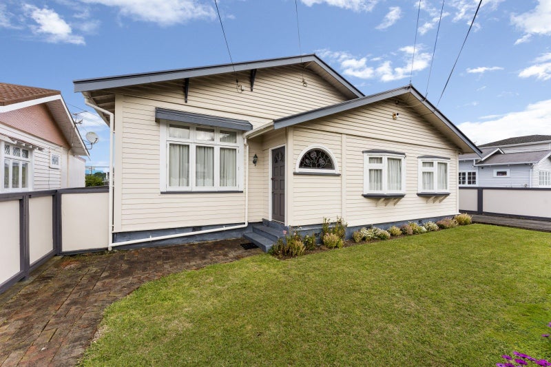 14 Hume Street, Alicetown, Lower Hutt - Carousel 1