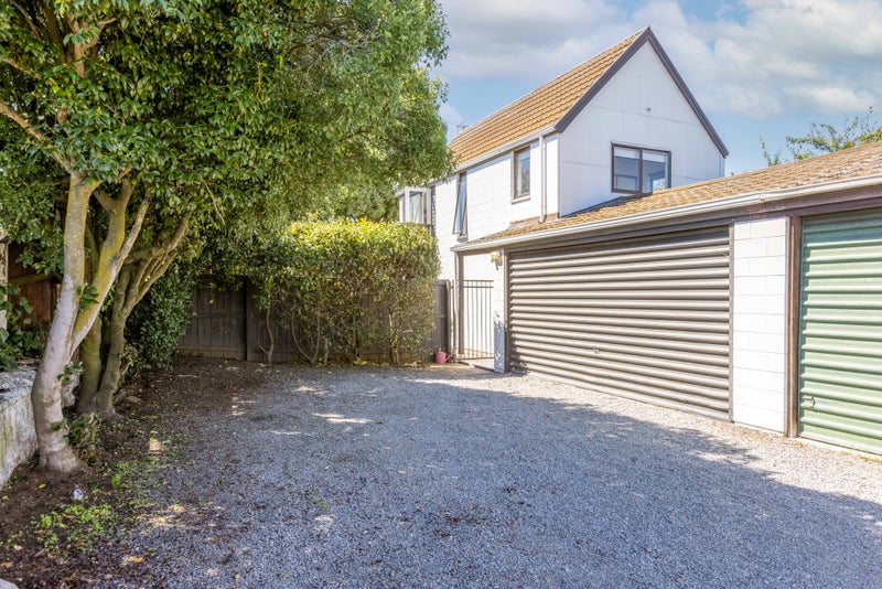 2/124 Burwood Road, Burwood, Christchurch - Carousel 17