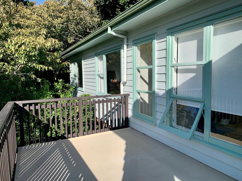 31 Norwich Street, Wadestown, Wellington - Carousel 2