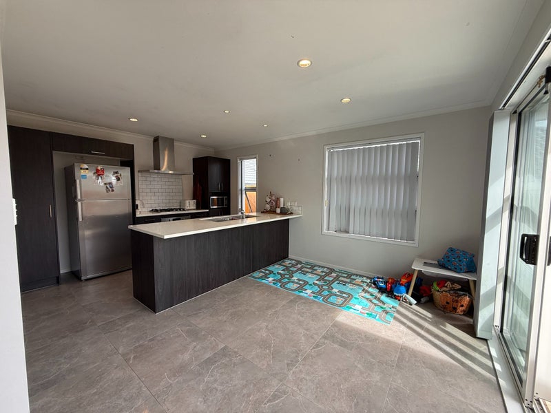 38 Landing Drive, Pyes Pa, Tauranga - Carousel 11