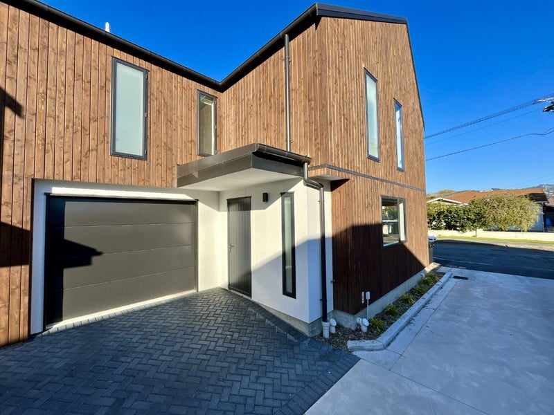17D Roxburgh Street, Sydenham, Christchurch - Carousel 2