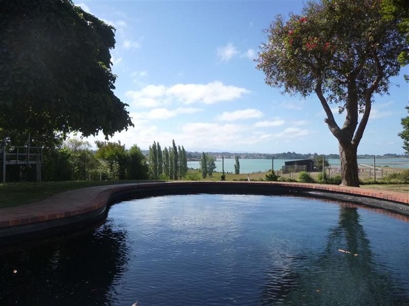 53 Hoddy Road, Redwood Valley - Carousel 2