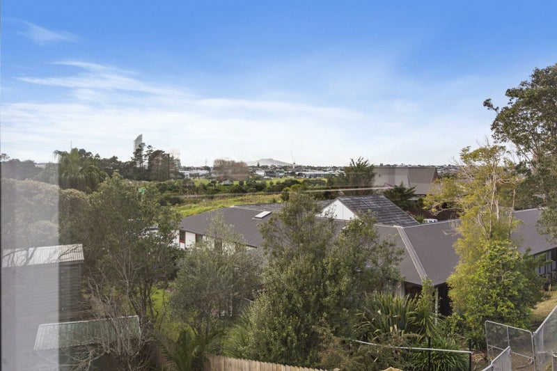 8E Tahinga Street, Northcote, Auckland - Carousel 16