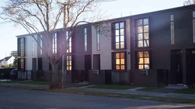 4/27 Gracefield Avenue, Christchurch Central, Christchurch - Carousel 2