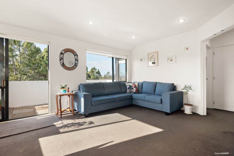6/12 Wernham Place, Northcote, Auckland - Carousel 2