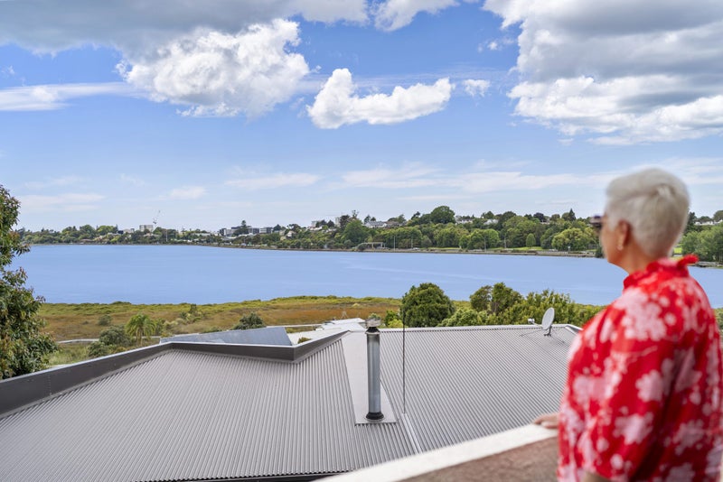 26 Montgomery Road, Judea, Tauranga - Carousel 1