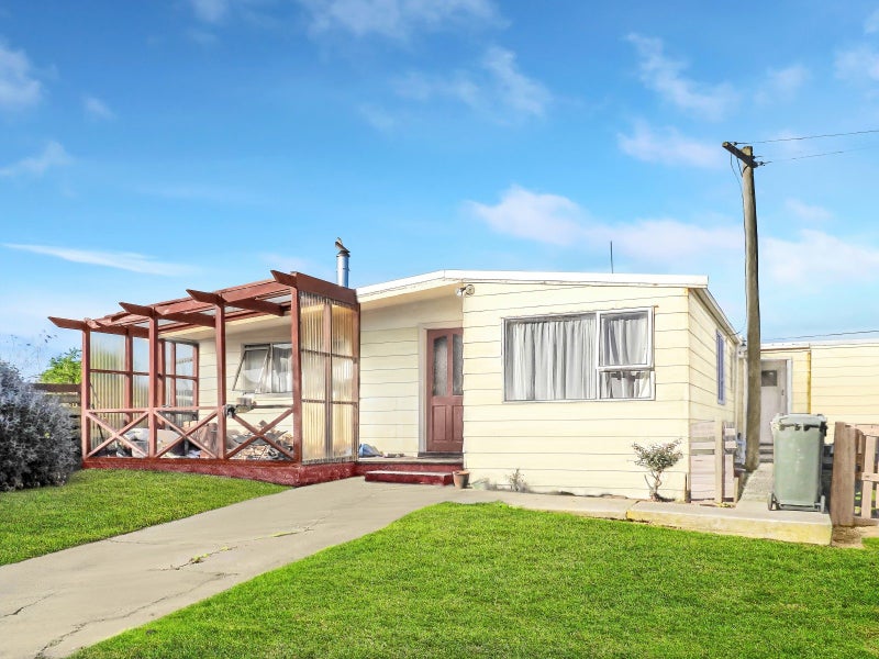 6 Caen Street, Oamaru North, Oamaru - Carousel 1