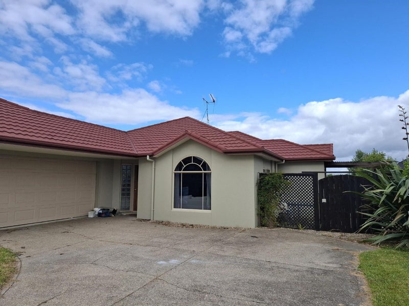 27 Cranbrook Place, Rototuna North, Hamilton - Carousel 1
