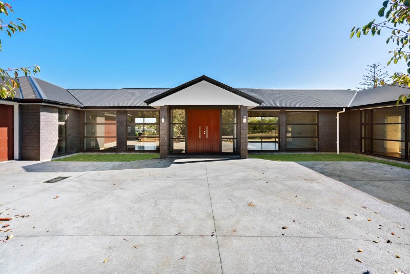 1551 Waiuku Road, WAIUKU, Auckland - Carousel 1