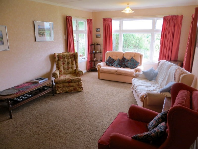 282 Railway Road, Kelvin Grove, Palmerston North - Carousel 2
