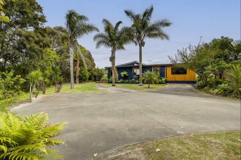 17 Rogers Road, Bay View, Napier - Carousel 21